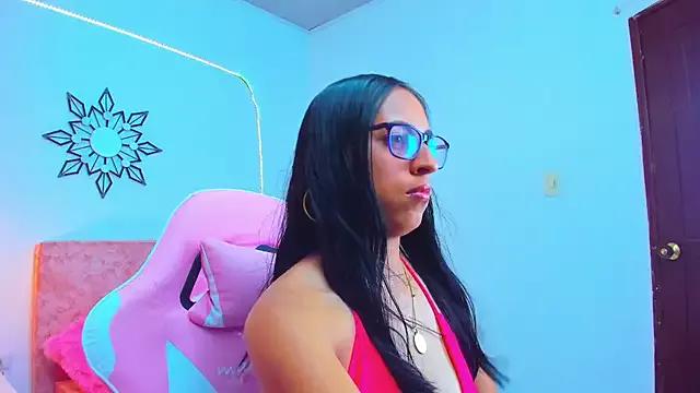 helena_sexii from StripChat is Freechat