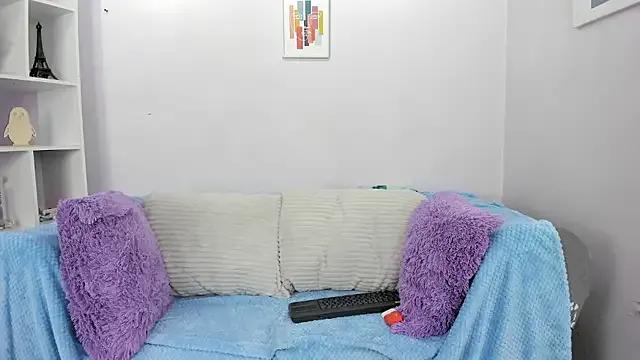 Freechat Hiyakasudere on StripChat