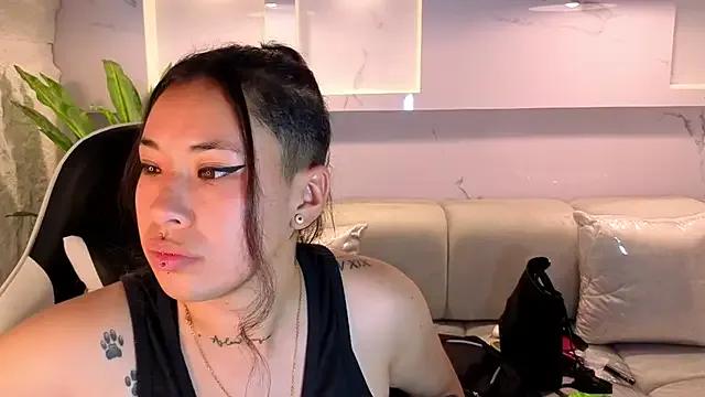 Hollypeyton_Tp from StripChat is Freechat