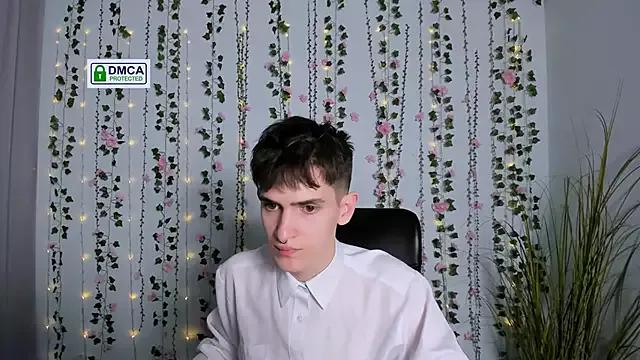 hot_dominic_ from StripChat is Freechat