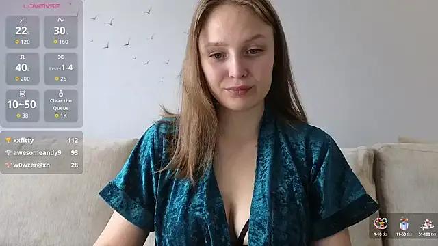 Hot_Lili1 from StripChat is Freechat