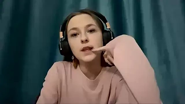 Freechat HOTBellakle on StripChat