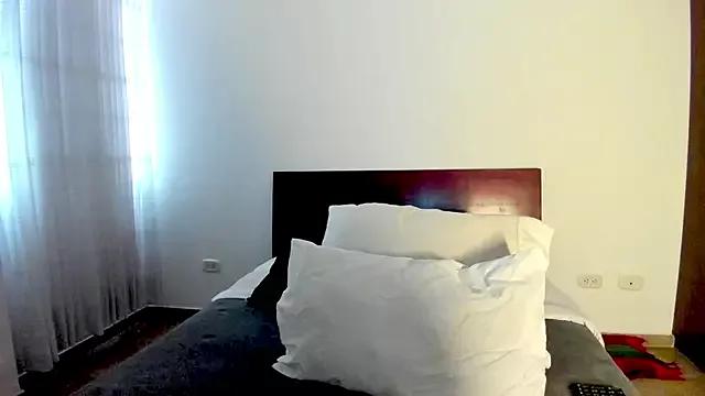 Hott_Hanna from StripChat
