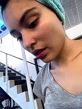 Freechat hotwife26 on StripChat