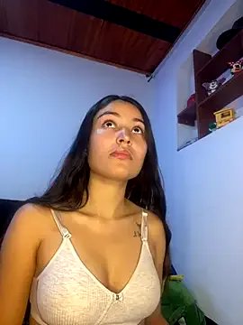 Freechat hotwife26 on StripChat