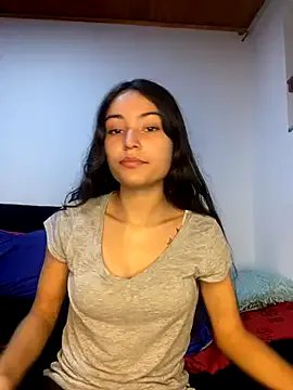 Freechat hotwife26 on StripChat