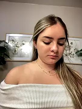 imlindapink from StripChat