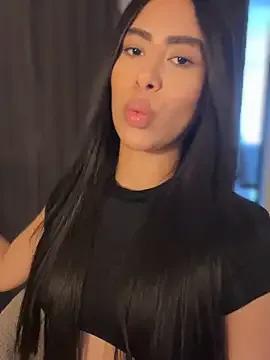 imsaraah from StripChat is Freechat