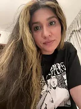 IrisBlues from StripChat is Freechat