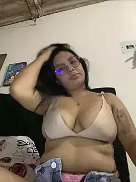 Isabela_santos from StripChat is Freechat