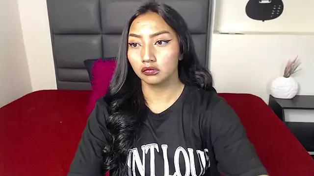 Isabella_Diamon from StripChat is Freechat