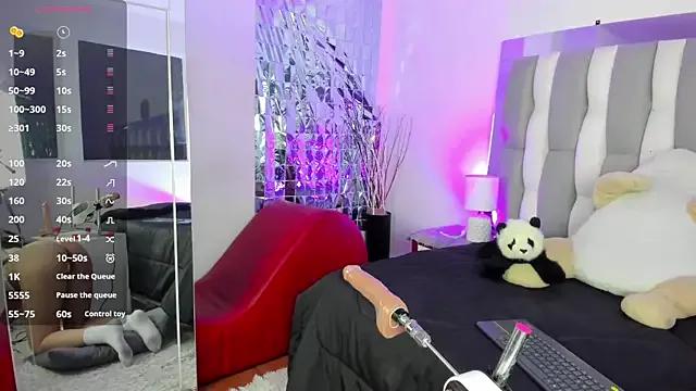 Freechat IsaDiiaz on StripChat