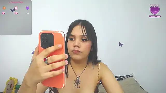 issa_bella18 — show  open ass(  *  )