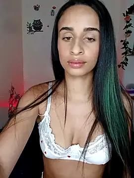 Freechat issis22 on StripChat
