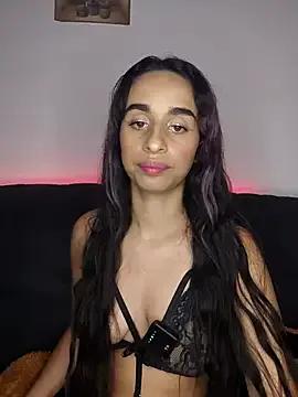 Freechat issis22 on StripChat