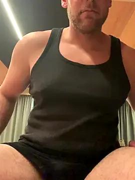 Italian-stallon from StripChat is Freechat