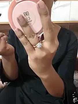 Itz_Mayra_ on StripChat