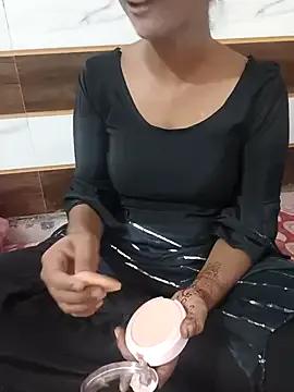 Itz_Mayra_ on StripChat