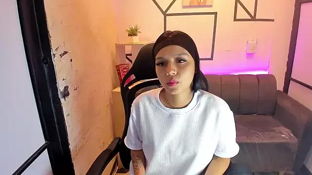 IvonnePrince_ from StripChat is Freechat