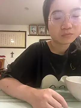j890211 from StripChat is Freechat