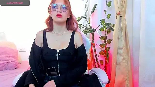 Jade22__ from StripChat is Freechat