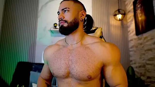 jaxon_colton on StripChat