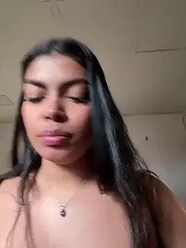 jennifer_oliveira on StripChat 