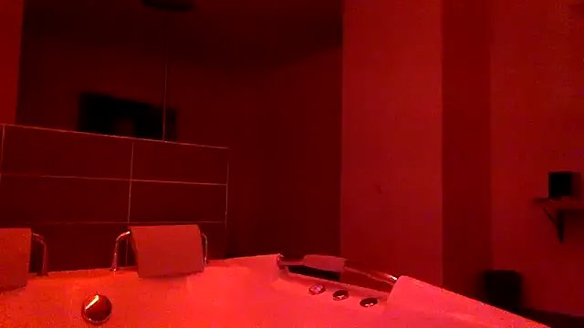 jennifer_oliveira on StripChat 