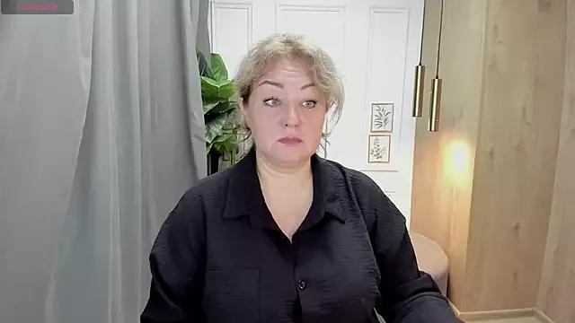 JenniferLight from StripChat