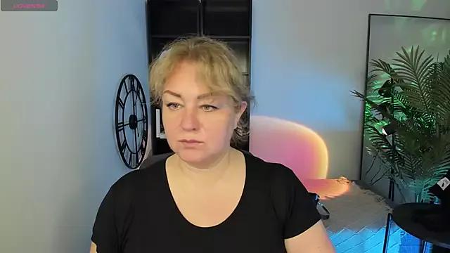 JenniferLight from StripChat