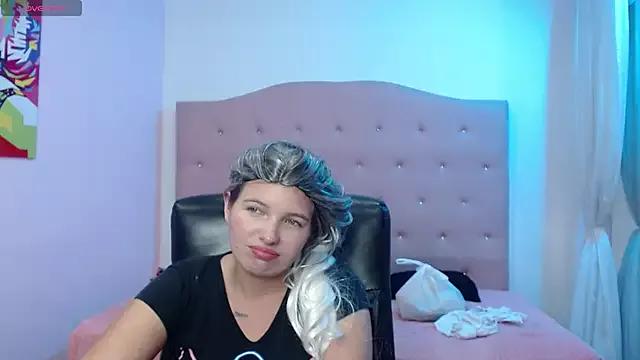 Jessygreyx from StripChat is Freechat