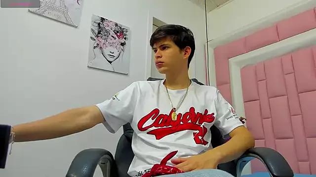 jimmy_locke from StripChat is Freechat