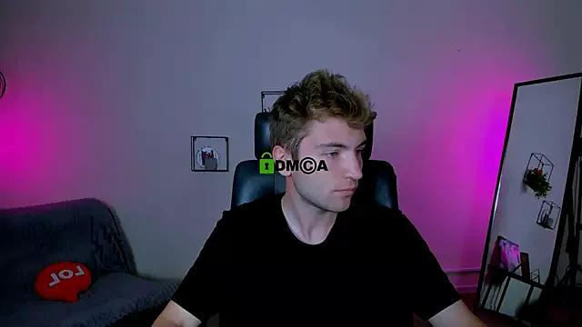 joseph_bear_ from StripChat is Freechat
