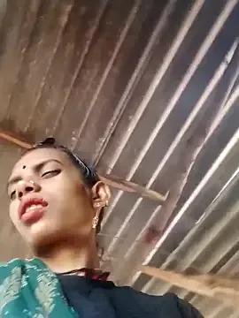 Joshi_Love143 on StripChat