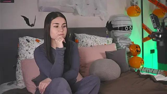 JosieDelira from StripChat is Freechat