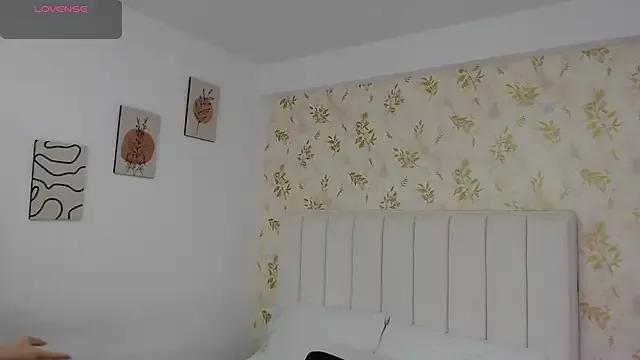 JossClark from StripChat is Freechat