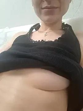 JuliBant666 from StripChat is Freechat