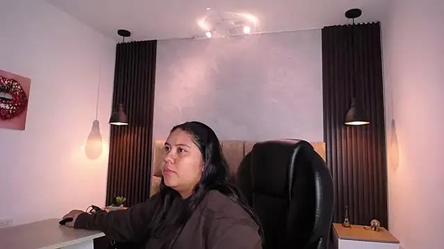 julieta_miller01 from StripChat is Freechat