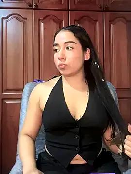 KaditaNavarro from StripChat is Freechat