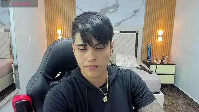 KAROLLJONES1 from StripChat is Freechat
