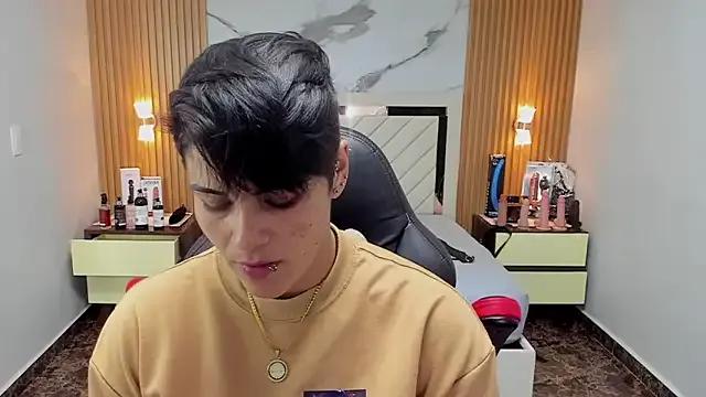 KAROLLJONES1 from StripChat is Freechat