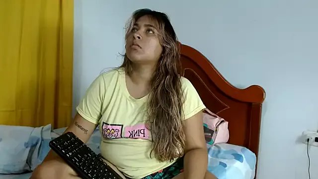 Freechat kataleyabarbara21 on StripChat