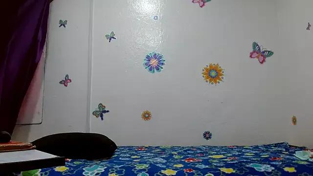 katalinavagina from StripChat is Freechat