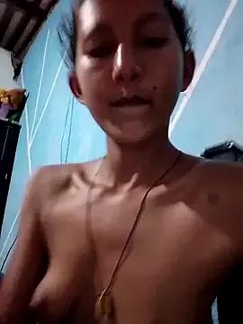 katia-surella from StripChat is Freechat