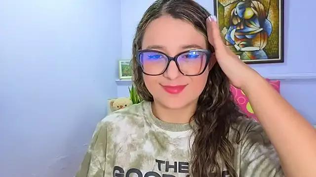 katiaa_lovv from StripChat is Freechat