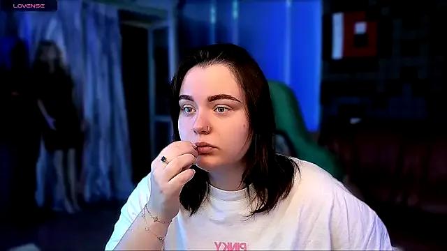 KatrinClark from StripChat is Freechat