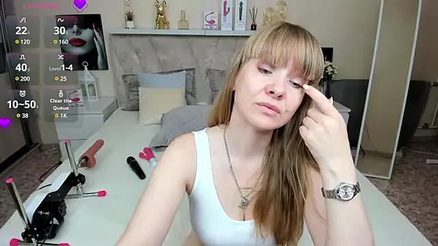KattyPeachX from StripChat