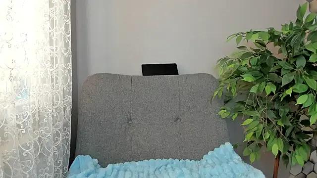 Kelly_Gerzikaa from StripChat is Freechat