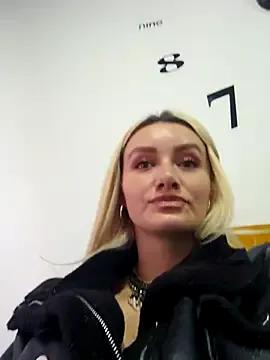 KellyTorres_ from StripChat is Freechat