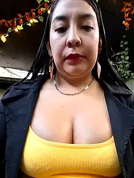 Freechat keny__a on StripChat